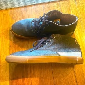 Men’s size 12 Ben Sherman shoes, like-new. Brown & gray with leather, tweed